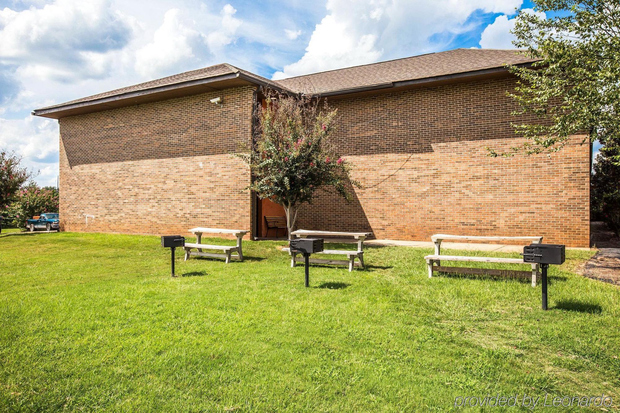 Likehome Extended Stay Hotel Warner Robins Exterior photo